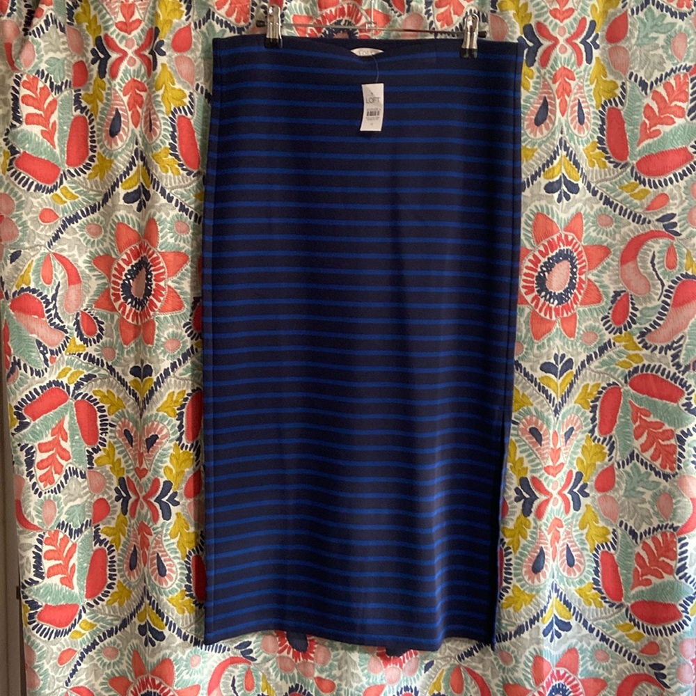 LOFT pencil skirt M New with tags!